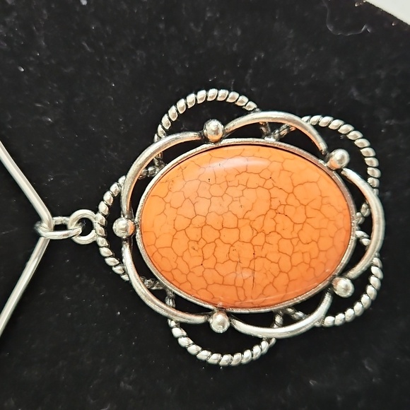 Elegant Silver and Orange Pendant Necklace - Picture 2 of 6